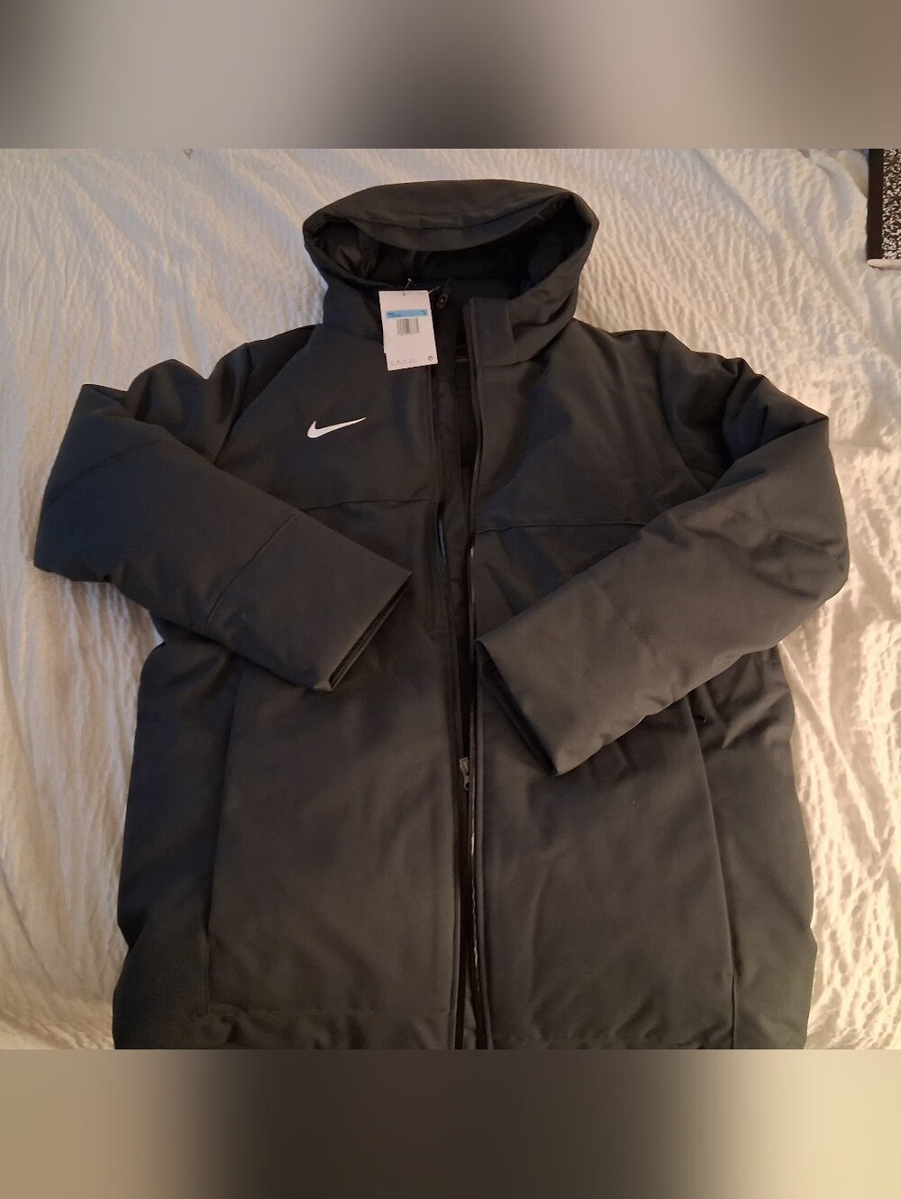 $250 Nike Men's Down Fill Parka NWT Size Med Only $100 BRAND NEW